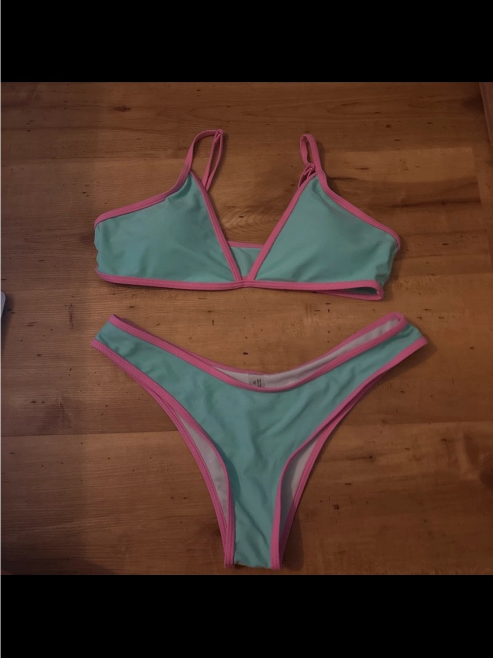 SHEIN Mint Green Bikini with Pink Trim it says Large but it fits like a medium!